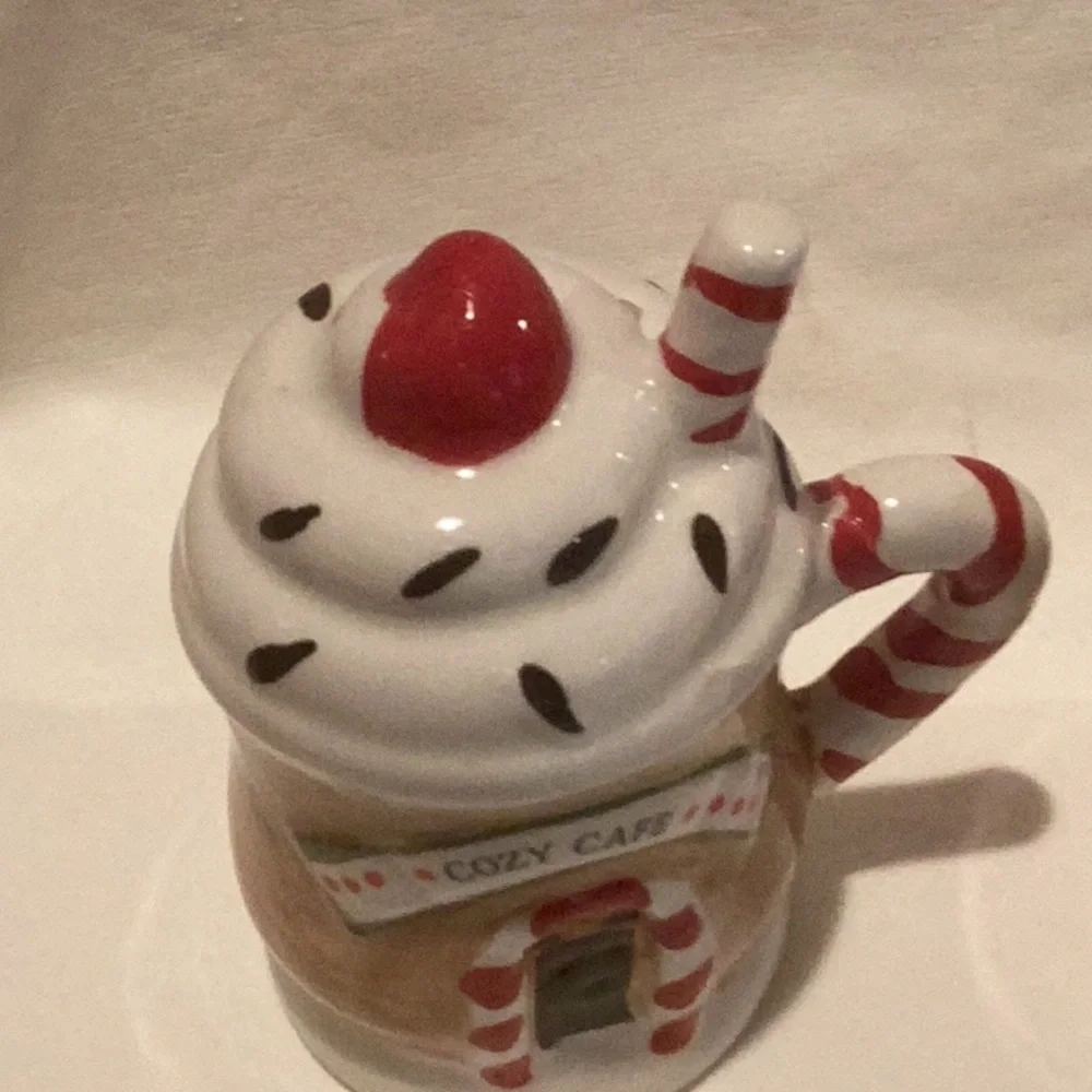 Cozy Cafe Christmas Salt & Pepper Shaker Set